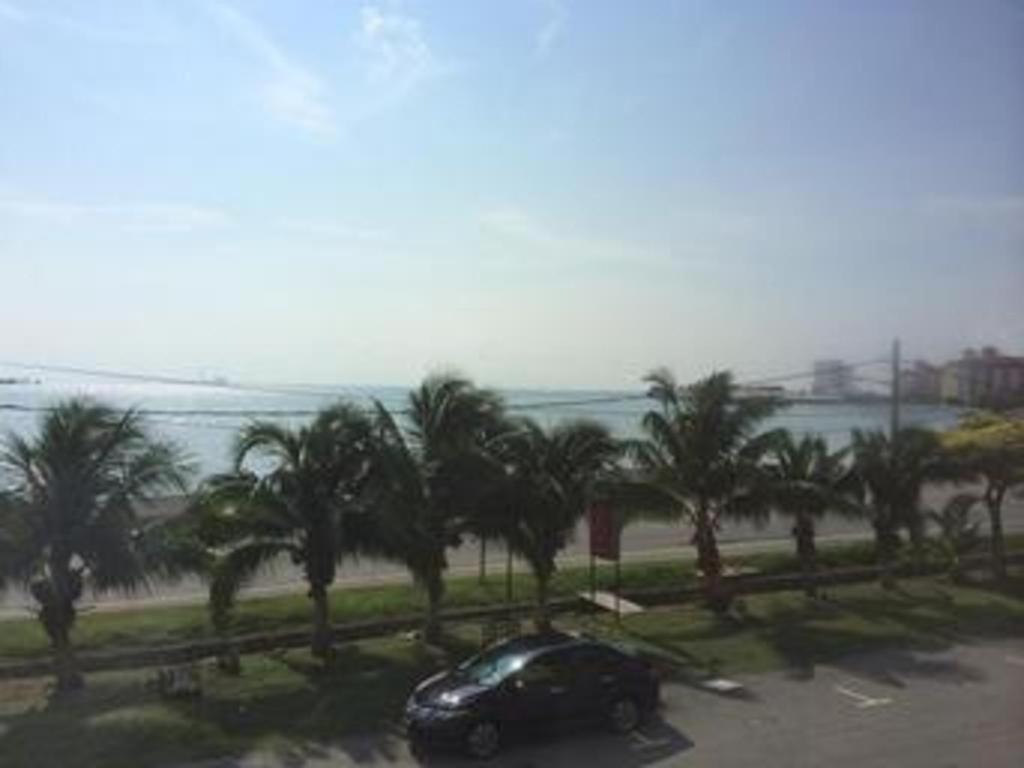 Sea Front Hotel Port Dickson Exterior photo