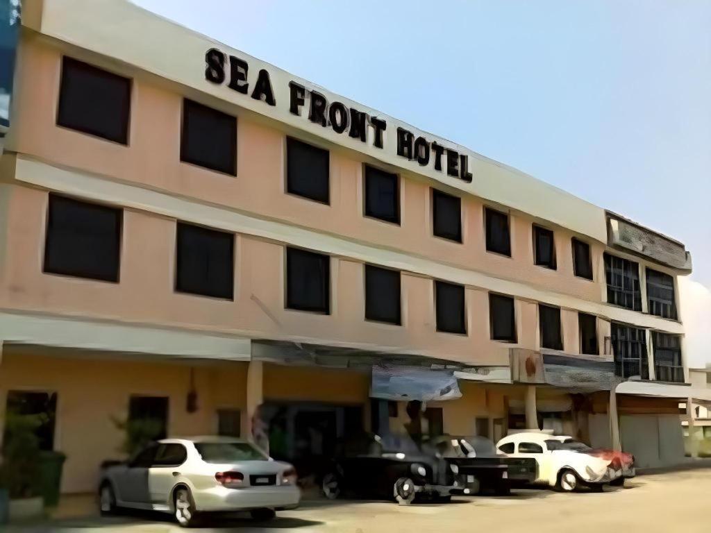 Sea Front Hotel Port Dickson Exterior photo